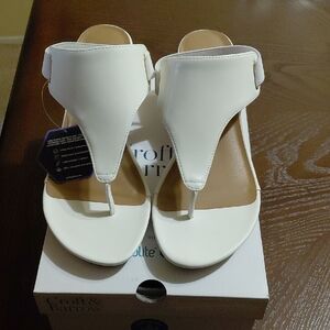 Croft & Barrow Women Sandals New.